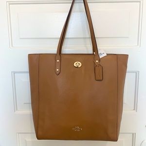 Coach Town Tote in Light Saddle